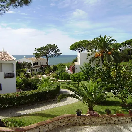 Villa 2 Townhouse 3 Bedroom Close To Amenities And Vale do Lobo