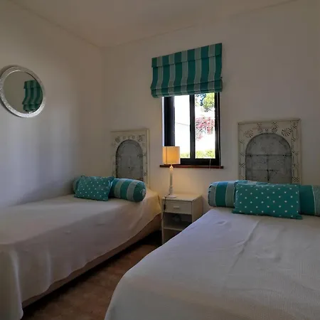 Villa 2 Townhouse 3 Bedroom Close To Amenities And Vale do Lobo