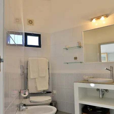 Villa 2 Townhouse 3 Bedroom Close To Amenities And *