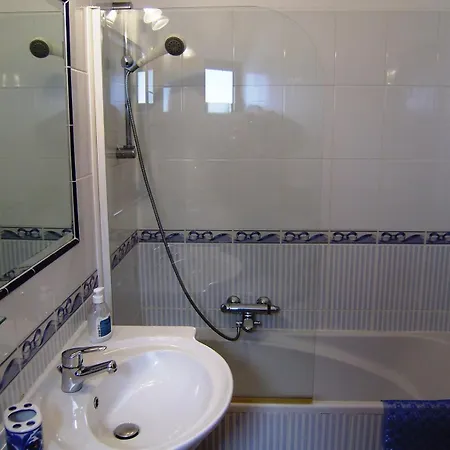 Villa 2 Townhouse 3 Bedroom Close To Amenities And *